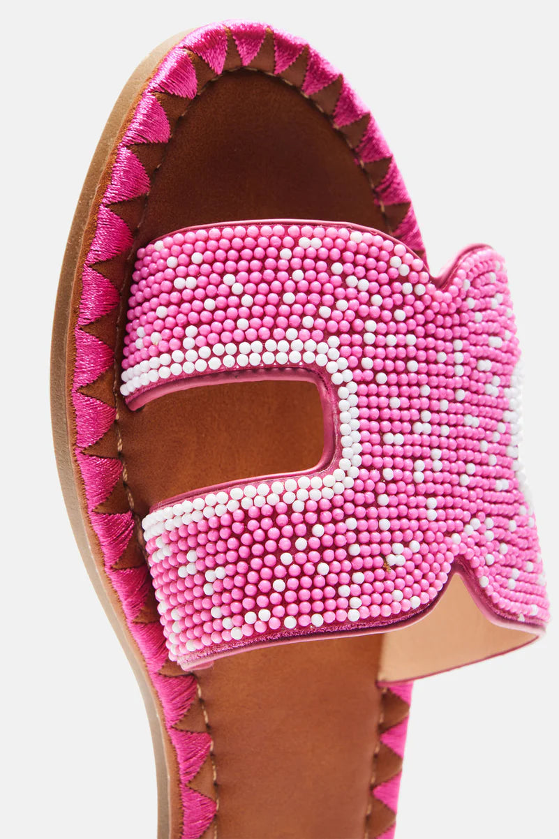 FASHIONOVA Keeping it Chic flat Slippers -Pink