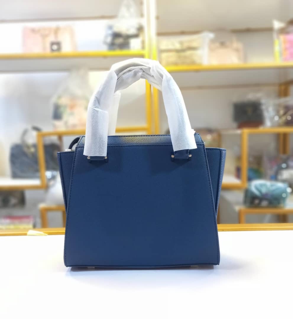 Charles & Keith Trapeze tote bag -Navy blue