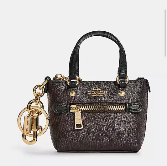 Gallery Micro tote bag charm
