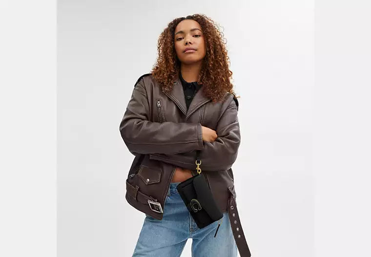 PREORDER BOXED Coach Tabby Crossbody Wristlet bag -Black